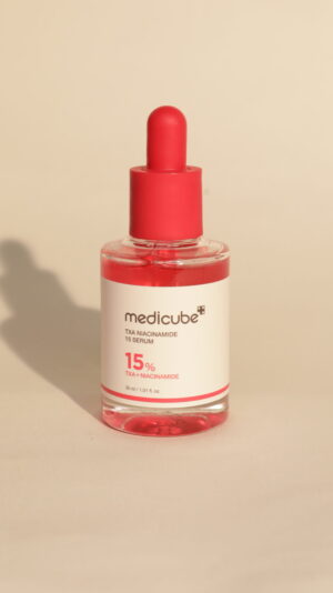 Suero Niacinamida 15 % TXA Tranexámico - TXA Niacinamide Serum Medicube
