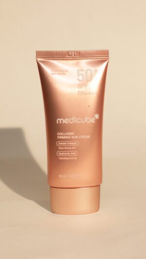 Protector Solar Colágeno Reafirmante - Collagen Firming Sun Cream SPF50+ PA++++ Medicube
