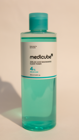 Azelaic Acid Niacinamide Clear Toner Medicube
